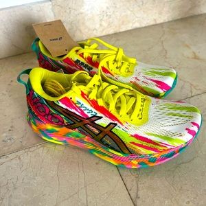 Brand new never worn with tags ASICS Noosa Tri 13 Shoes!